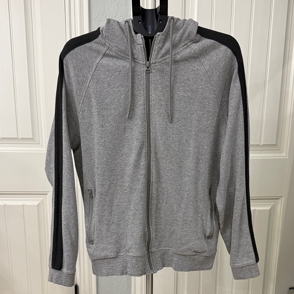 Zara Gray and Black Zip Up Sweater
